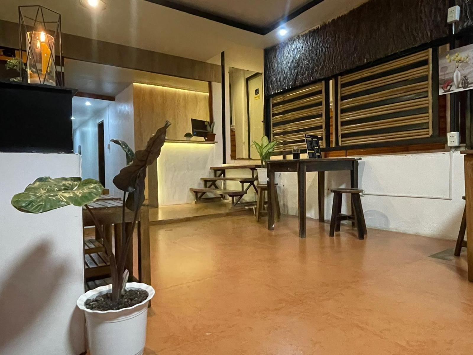Trail Inn Puerto Princesa Dış mekan fotoğraf