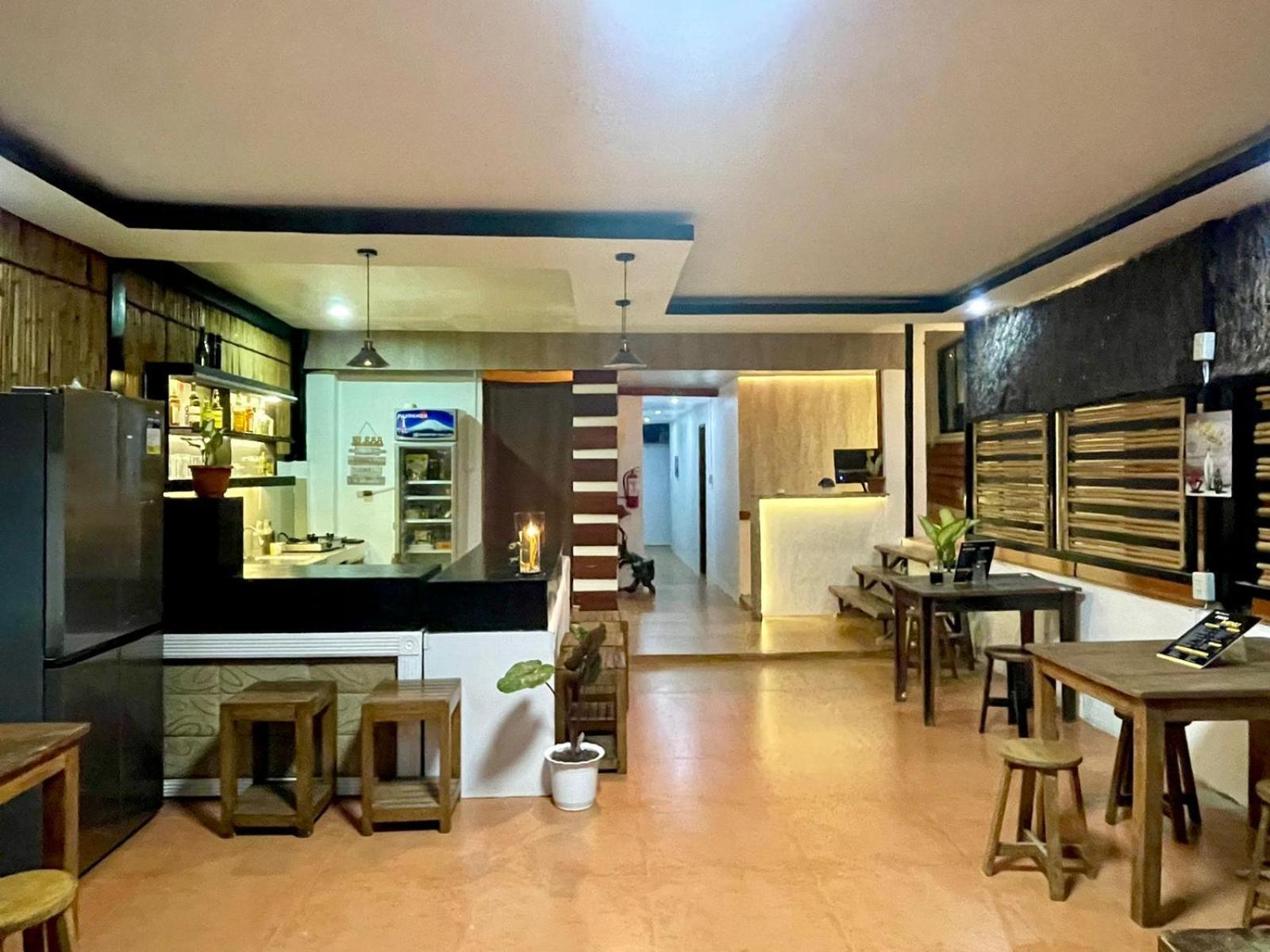Trail Inn Puerto Princesa Dış mekan fotoğraf